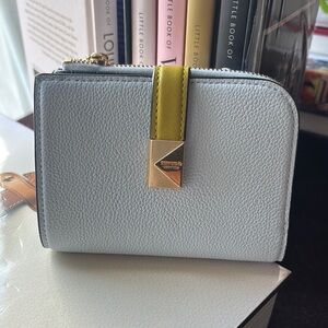 NWT Kate Spade Deco Pebbled Leather Compact Wallet with Gold Hardware